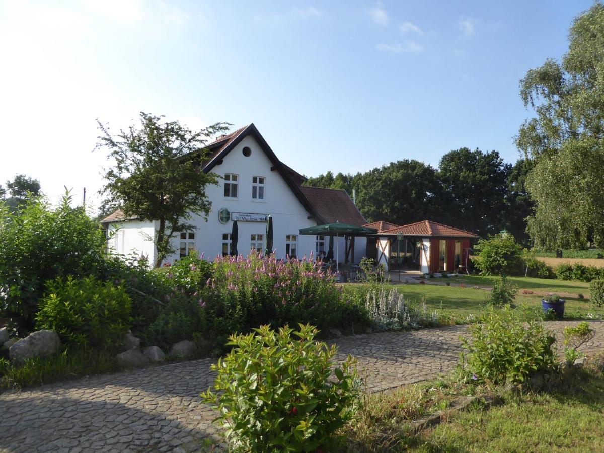 Landgasthaus Zur Mühlenwirtin Petershagen Exterior foto